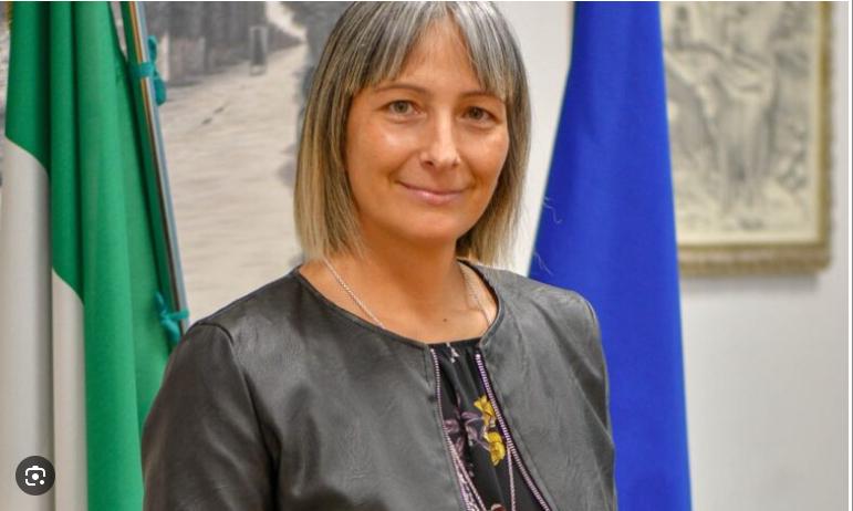 Il Sindaco di Roseto Mario Nugnes commenta le dimissioni dell'Assessore Zaira Sottanelli
